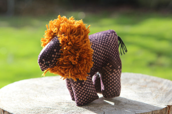 African Animal - Brown Spotty Lion