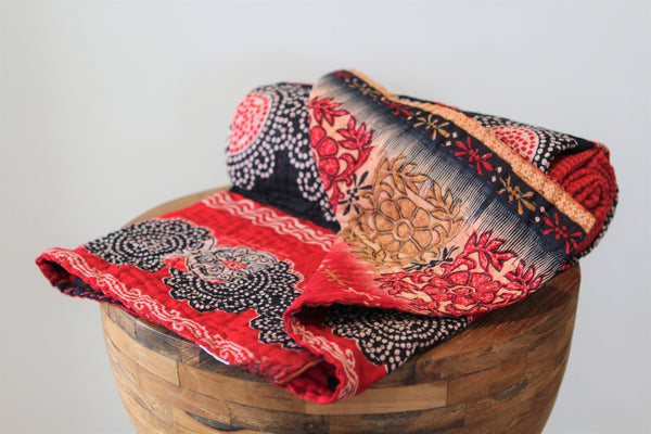 Sari Kantha Large Throw - Red & Black